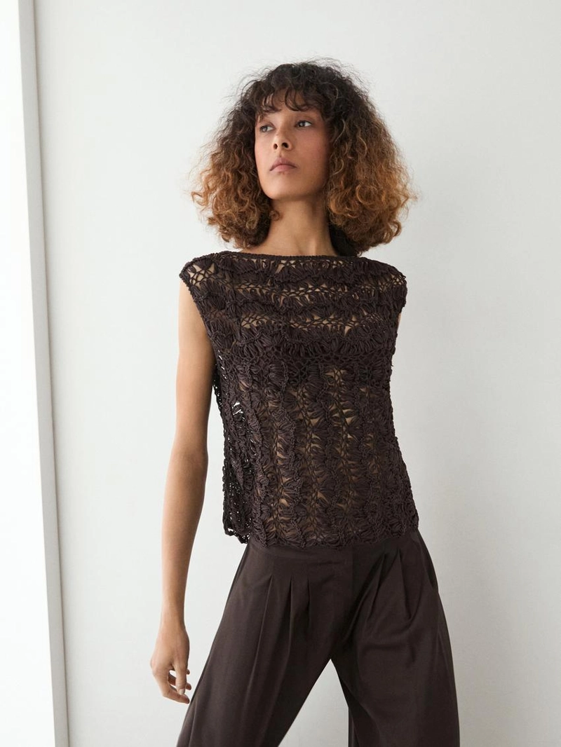 Топ из вязаного кружева