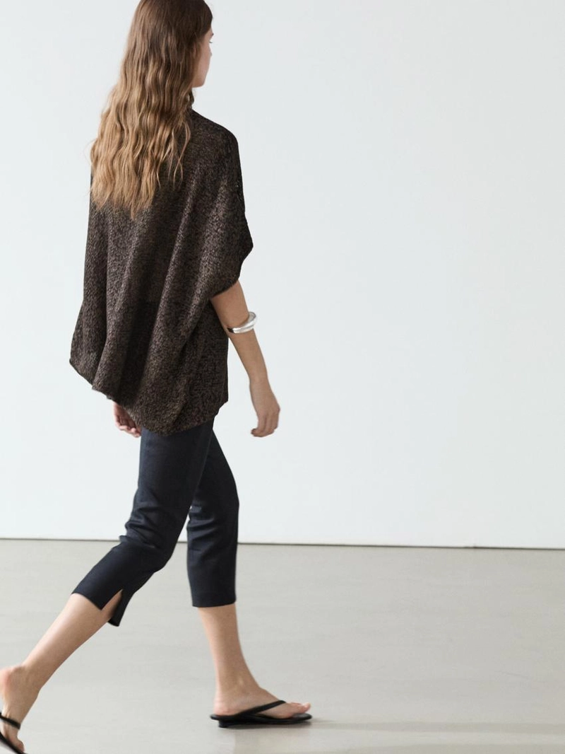 Плавный асимметричный плащ из хлопкового смесового трикотажа