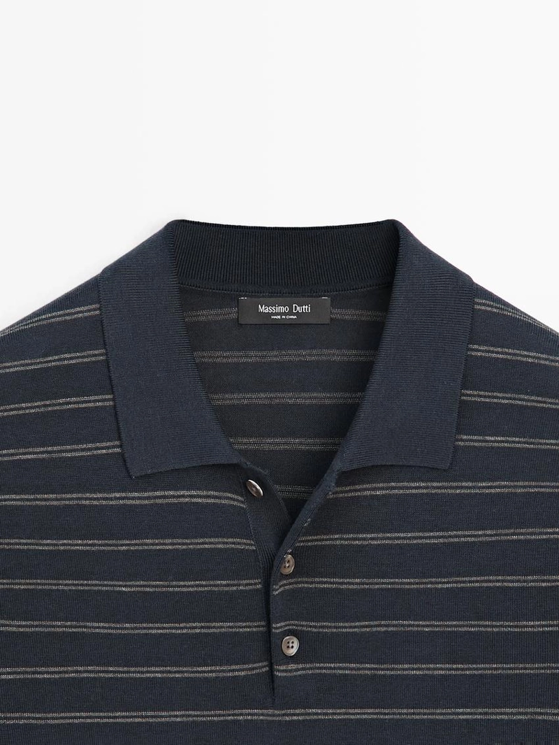 Поло из хлопкового трикотажа с полосатыми деталями