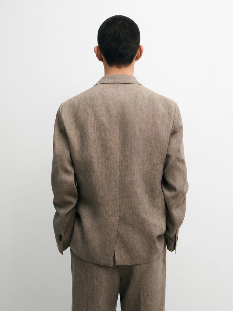 Пиджак из льна