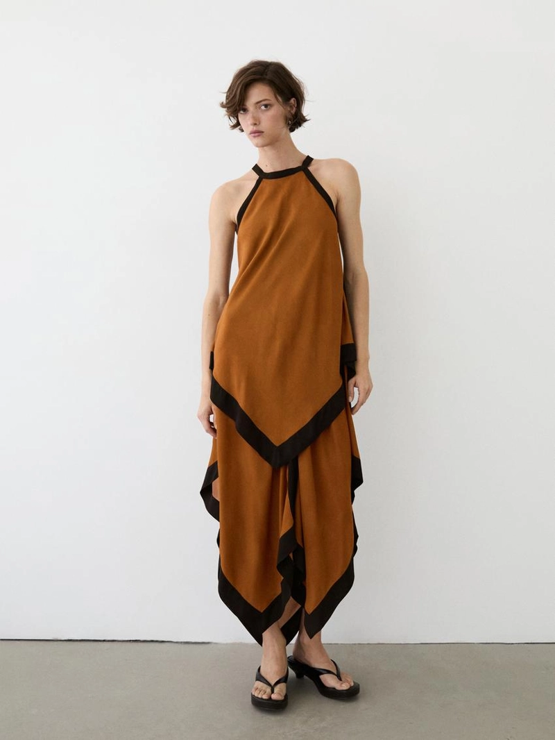 Платье миди с контрастными слоями