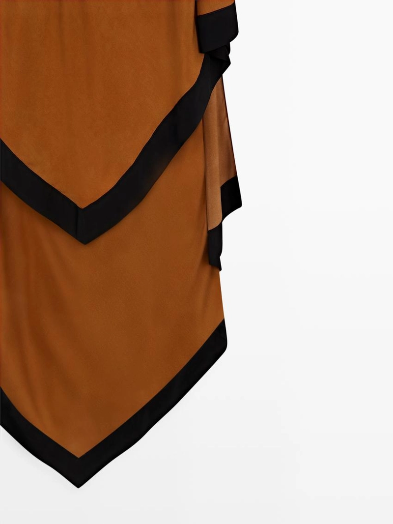 Платье миди с контрастными слоями