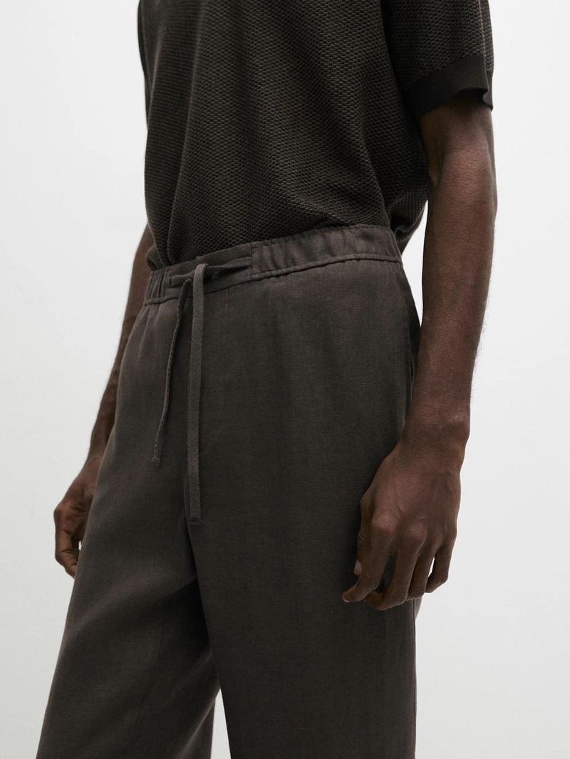 Льняные брюки в стиле джоггер