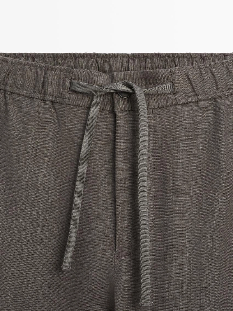 Льняные брюки в стиле джоггер