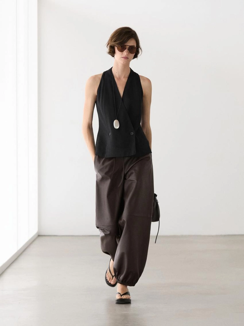 Кожаные брюки-шаровары из нубука