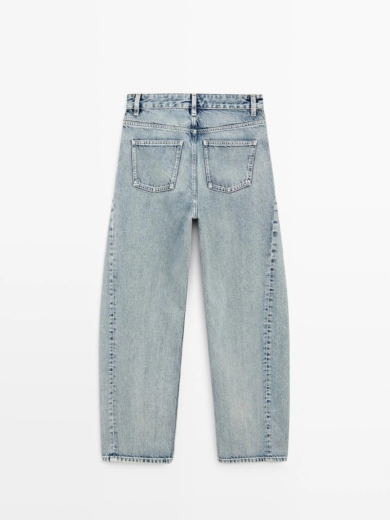 Джинсы с завышенной талией и объемным кроем