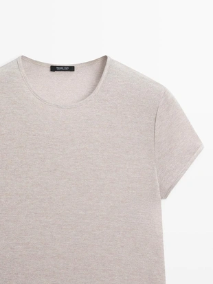 Футболка с коротким рукавом и блестящими деталями- Заказать в России