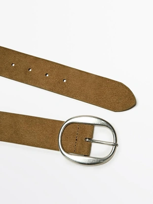 Ремень из замши с овальной пряжкой- Заказать в России