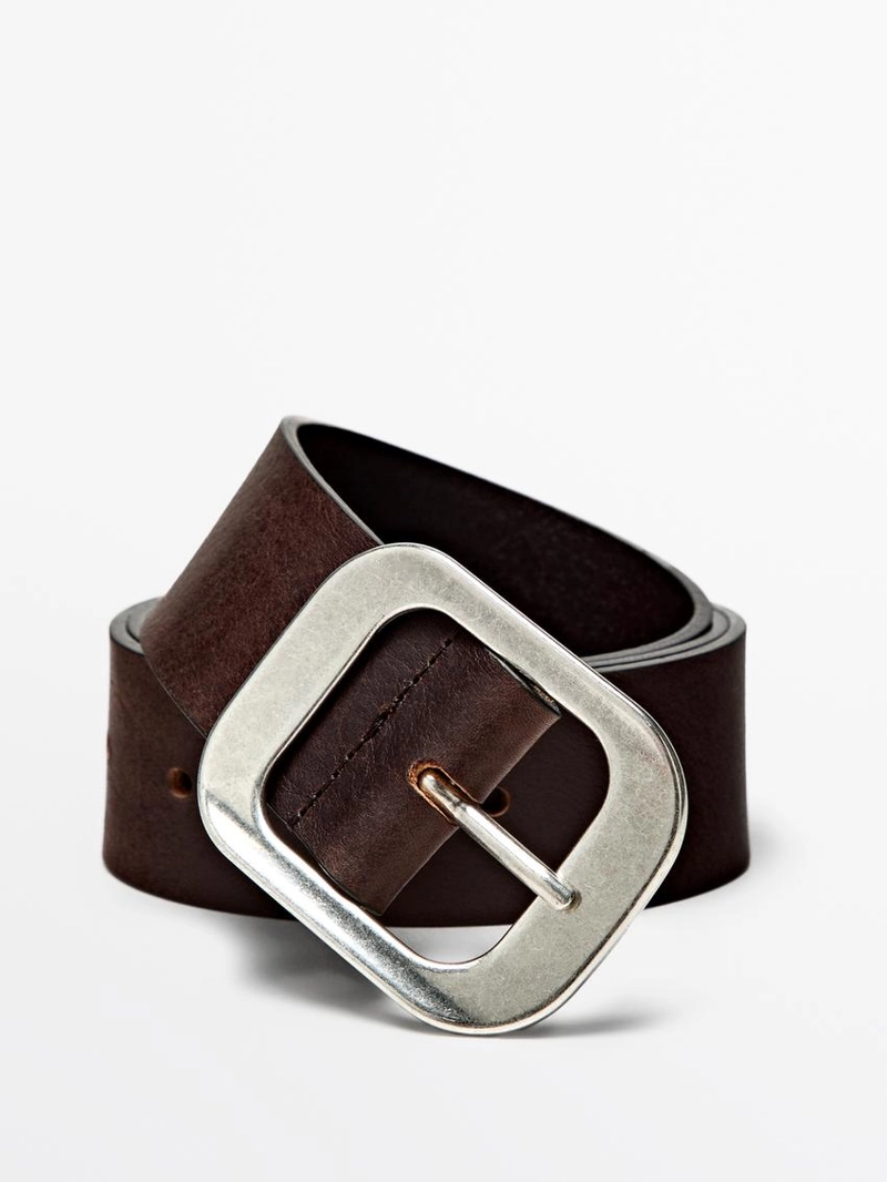 Кожанный пояс из наппы с прямоугольной пряжкой