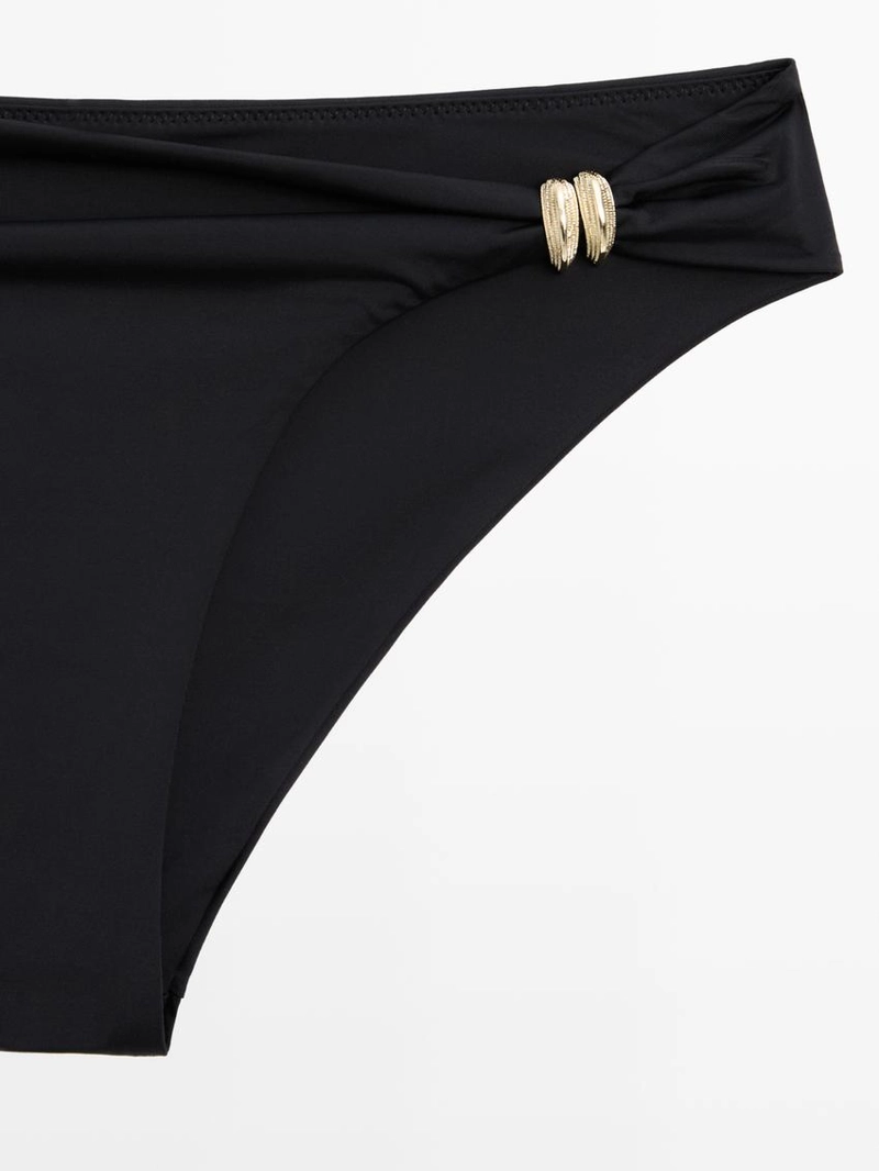 Нижняя часть бикини с деталями из страз
