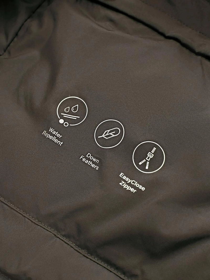 Пуховик безрукавка из водоотталкивающей ткани