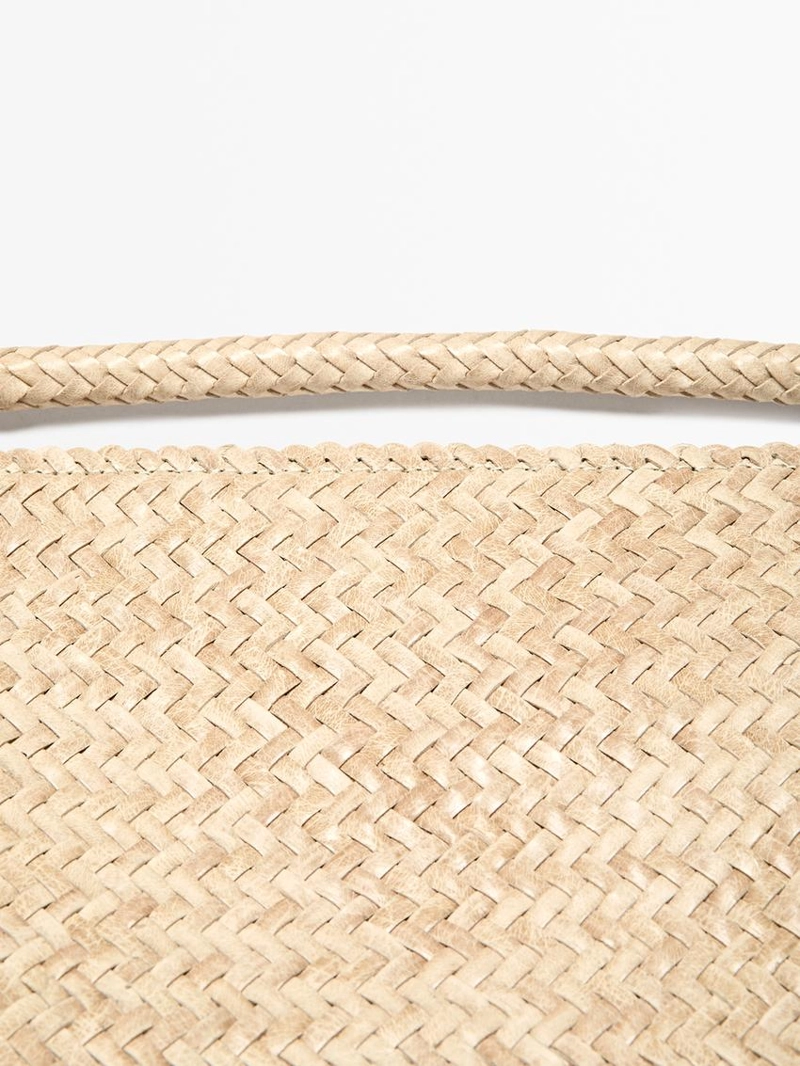 Маленькая плетеная кожаная сумка на плечо