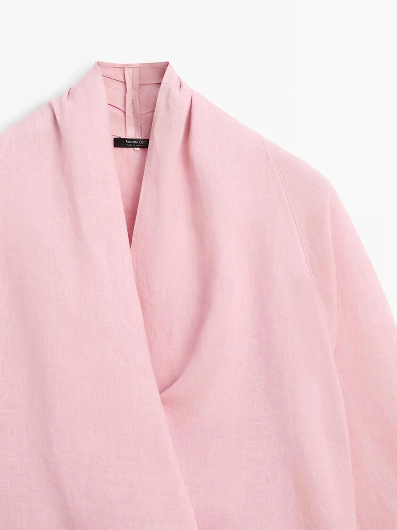 Блузка из льна свободного покроя с завязками