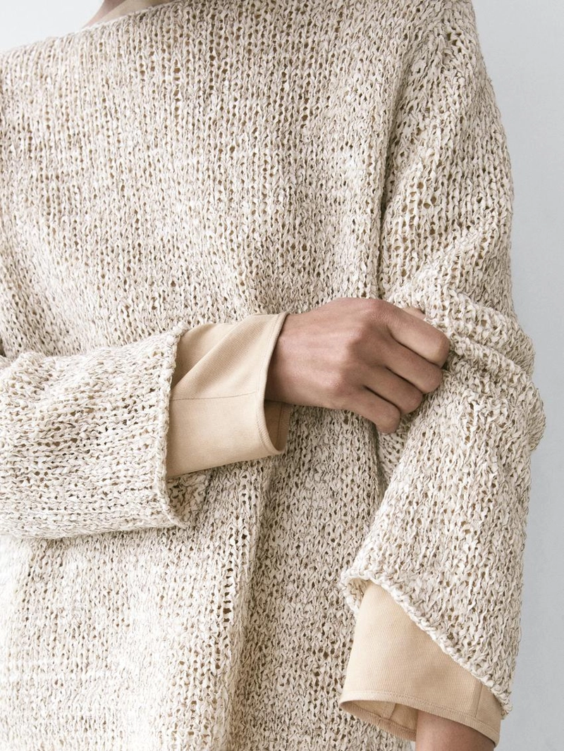 Свитер с лодочным вырезом из вязаного полотна