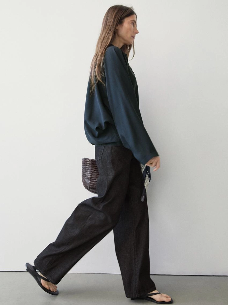 Блуза-пончо с воротником-стойкой