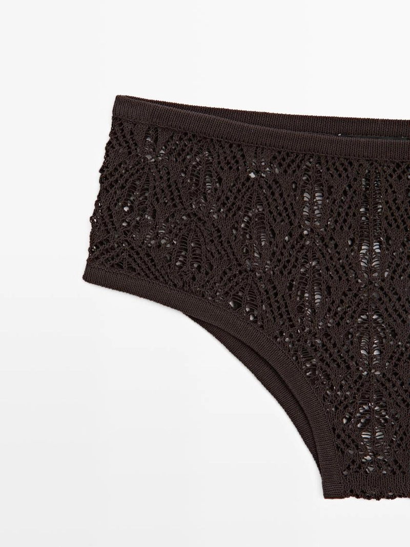 Шорты из хлопково-шерстяной смеси с ажурными деталями