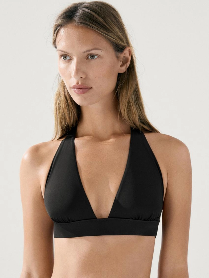 Треугольный бикини верх