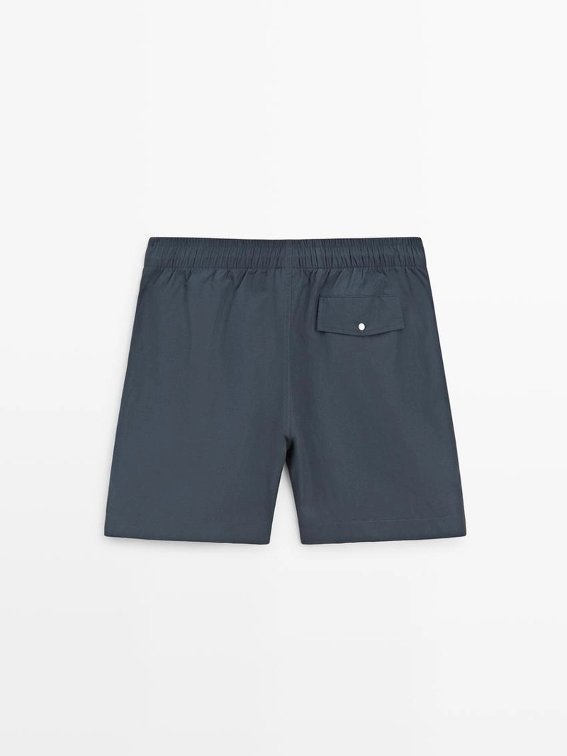 Однотонный купальник