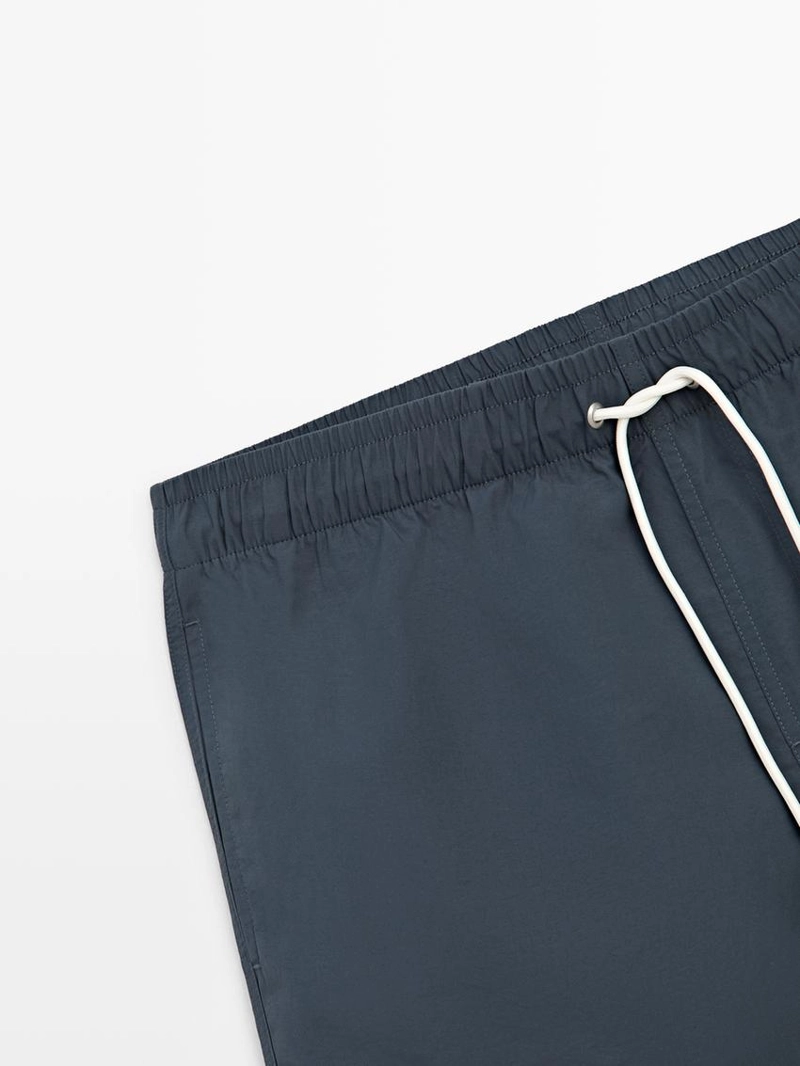 Однотонный купальник