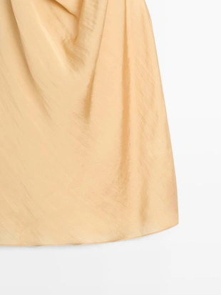 Топ с длинной горловиной и драпировкой- Заказать в России