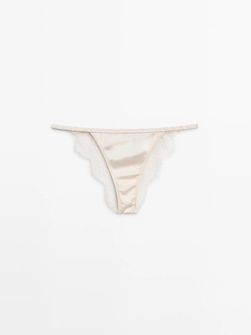 Шелковые трусики с кружевными деталями