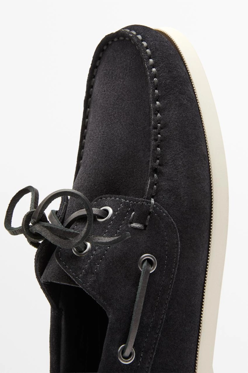 Туфли палубные из кожи