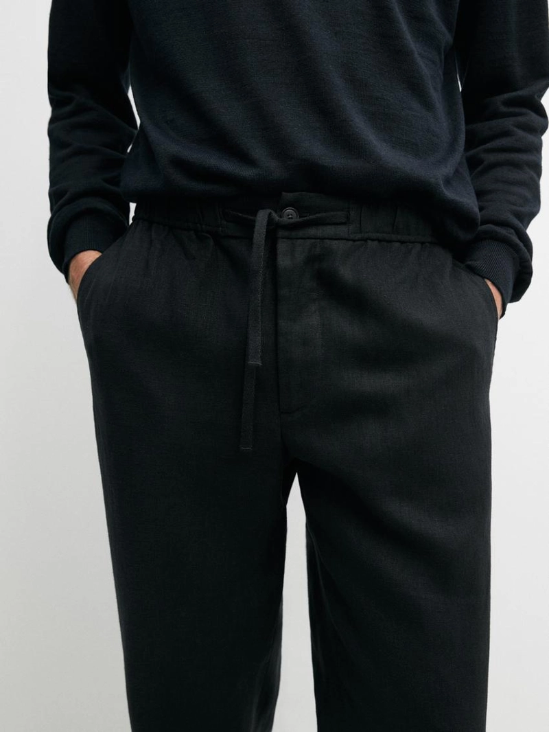 Льняные брюки в стиле джоггер