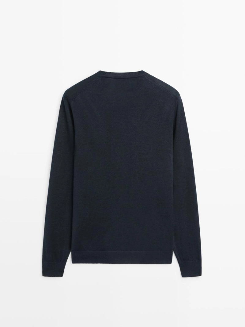 Джемпер с круглым вырезом из льняного трикотажа