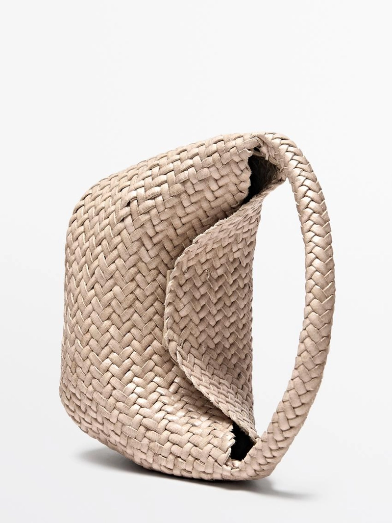 Мини сумочка из плетеной кожи нубук