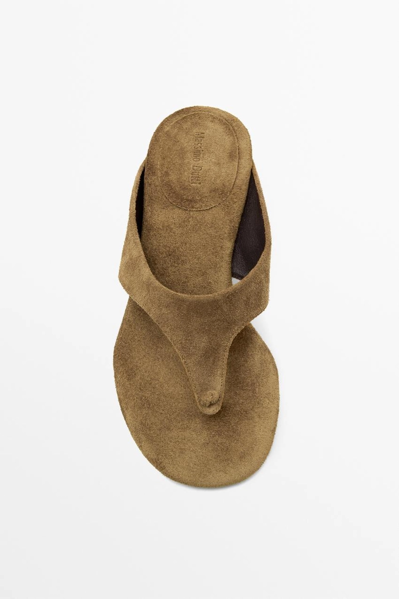 Босоножки на каблуке с узлом