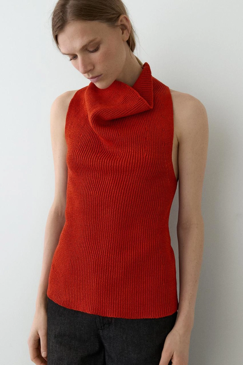 Топ из хлопка с воротником лодочкой