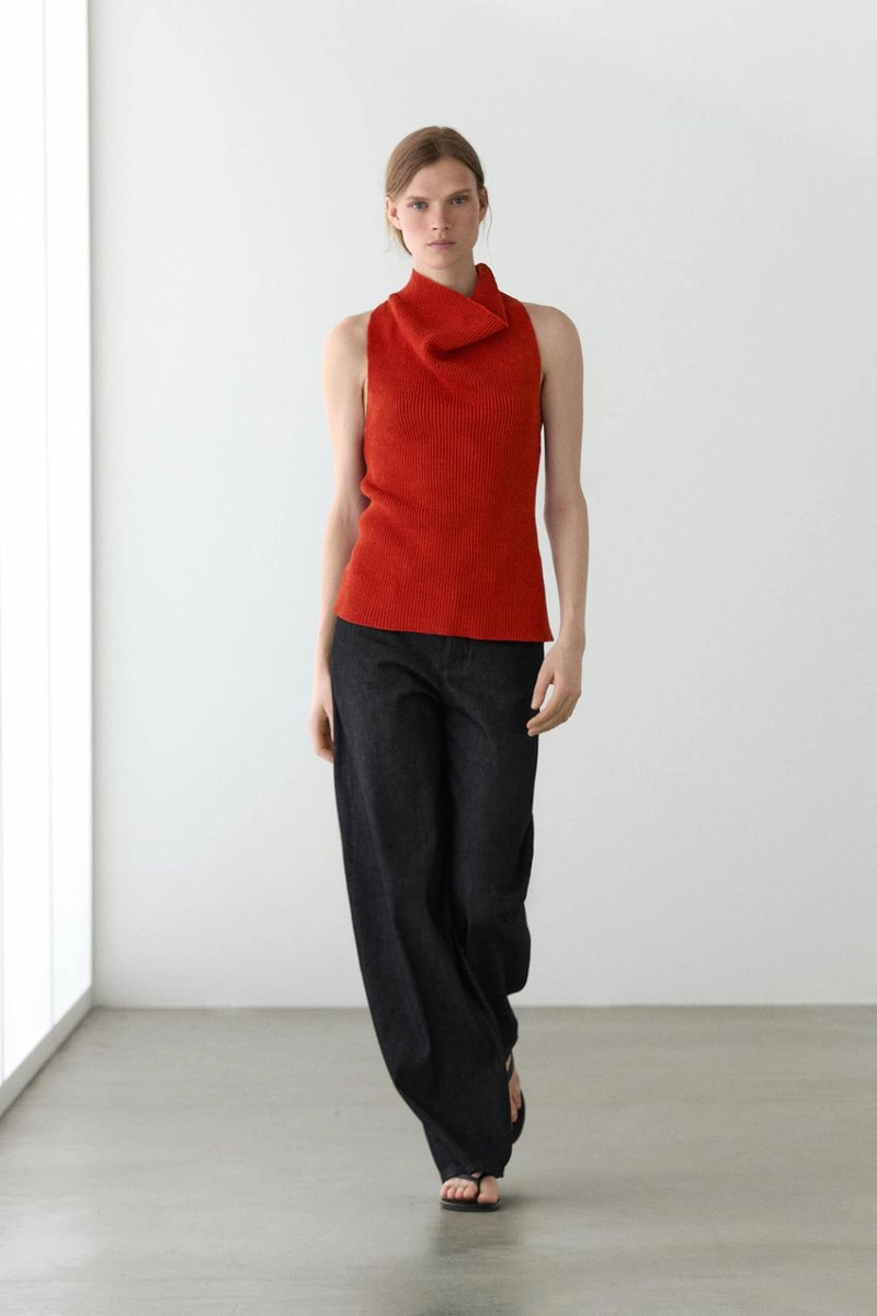 Топ из хлопка с воротником лодочкой