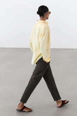 Рубашка из 100% льна с плавным фасоном- Заказать в России