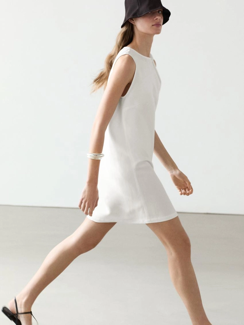 Мини-платье с деталью завязки на лямке