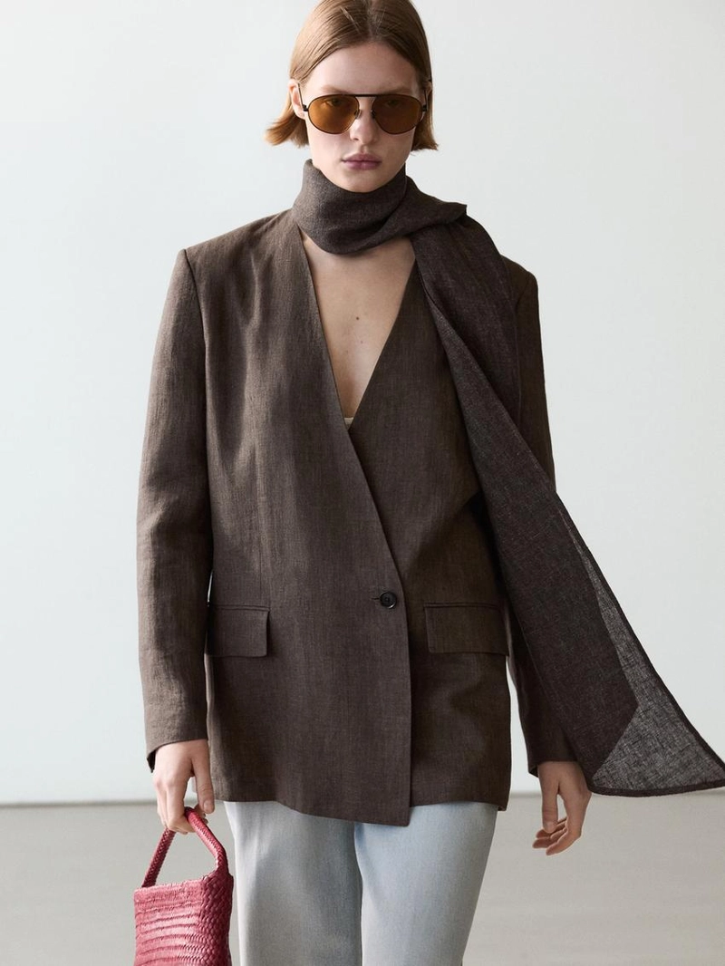 Пиджак из меланжевого льна с шарфом