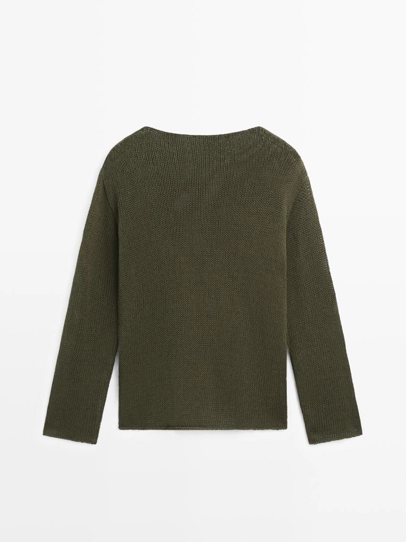 Свитер из хлопкового смесового материала с вырезами