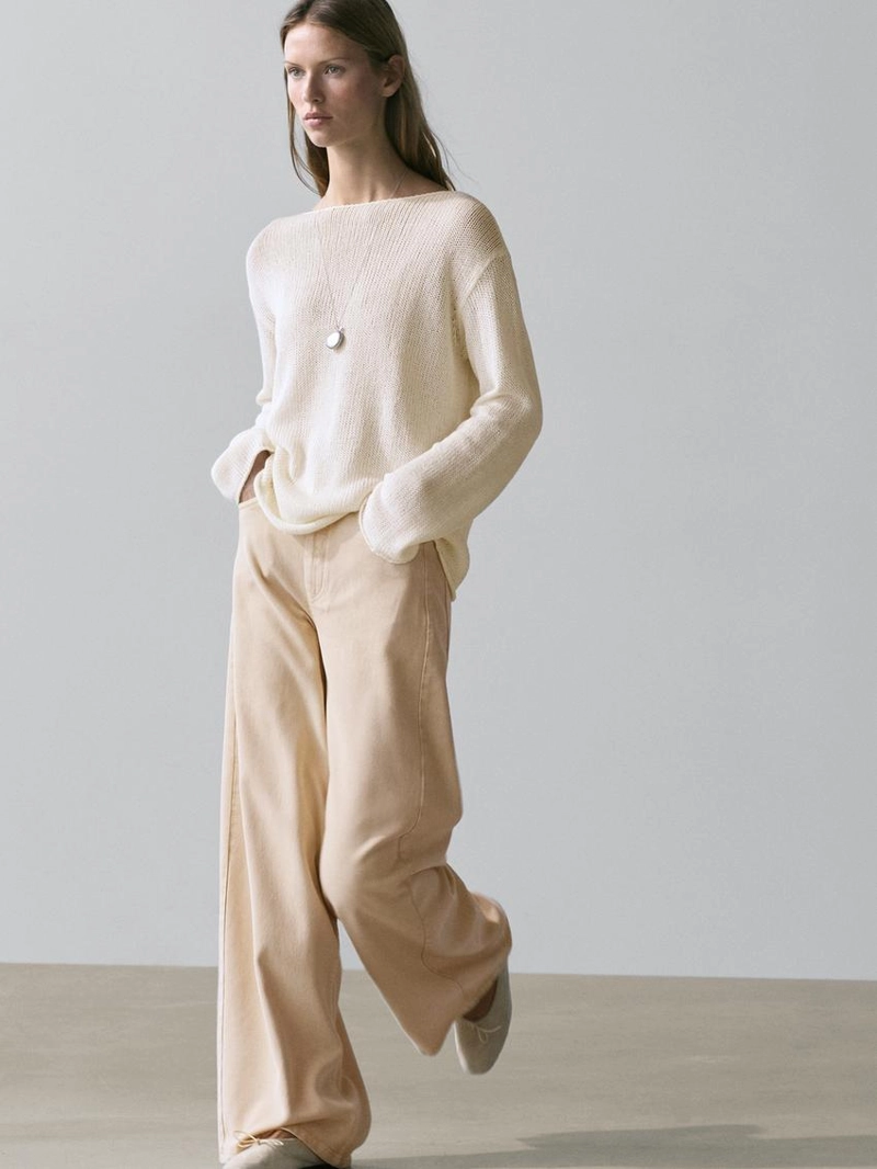 Пуловер из смесовой хлопковой пряжи с вырезом