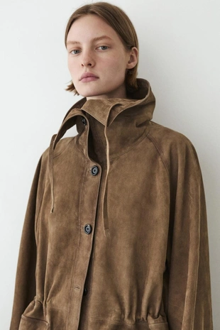 Парка с высоким воротником из замши- Заказать в России