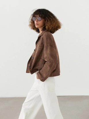 Потрясающий кожаный жакет с отделкой замшей- Заказать в России