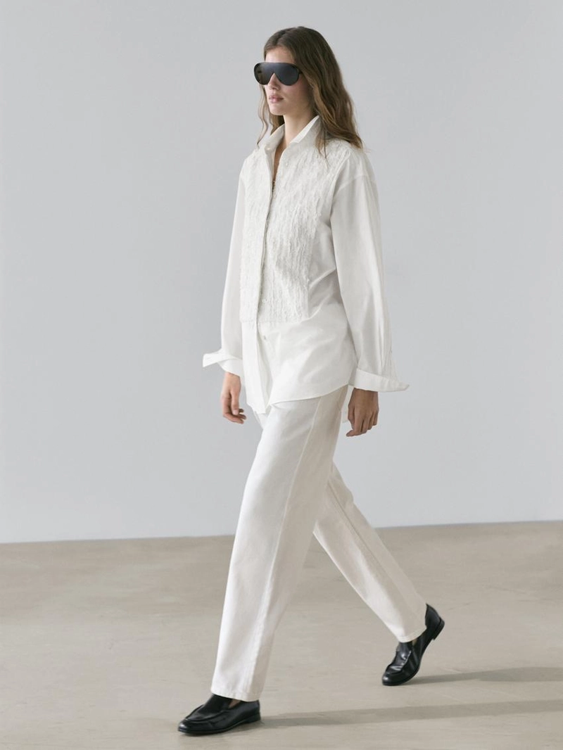 Рубашка с застежкой на пуговицы и аппликацией