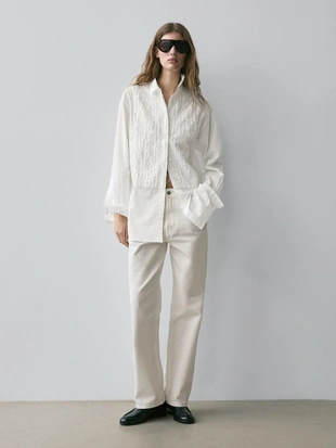 Рубашка с застежкой на пуговицы и аппликацией- Заказать в России