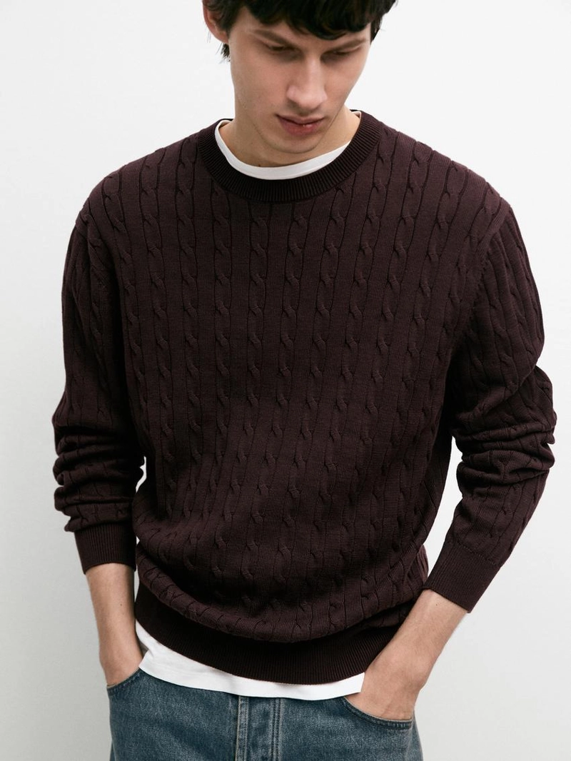 Свитер из хлопкового кабельного вязания