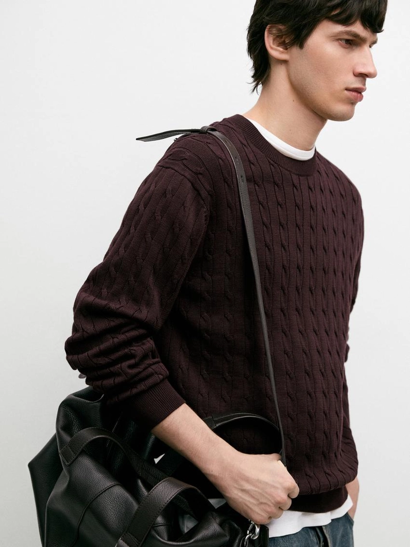 Свитер из хлопкового кабельного вязания