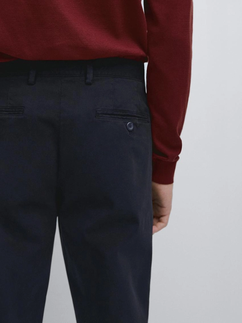 Брюки с узором из микротекстуры в зауженном крое