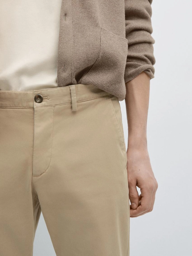 Брюки slim-fit с микротекстурой