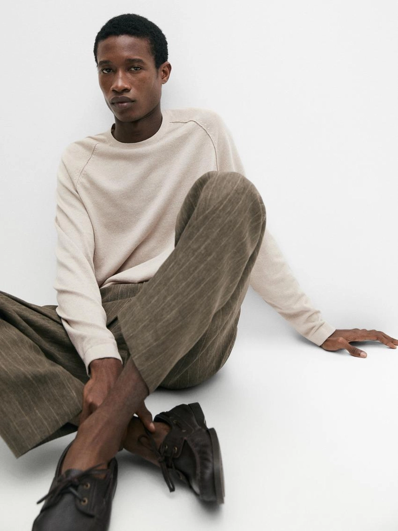 Свитер из льносмесовой вязаной ткани