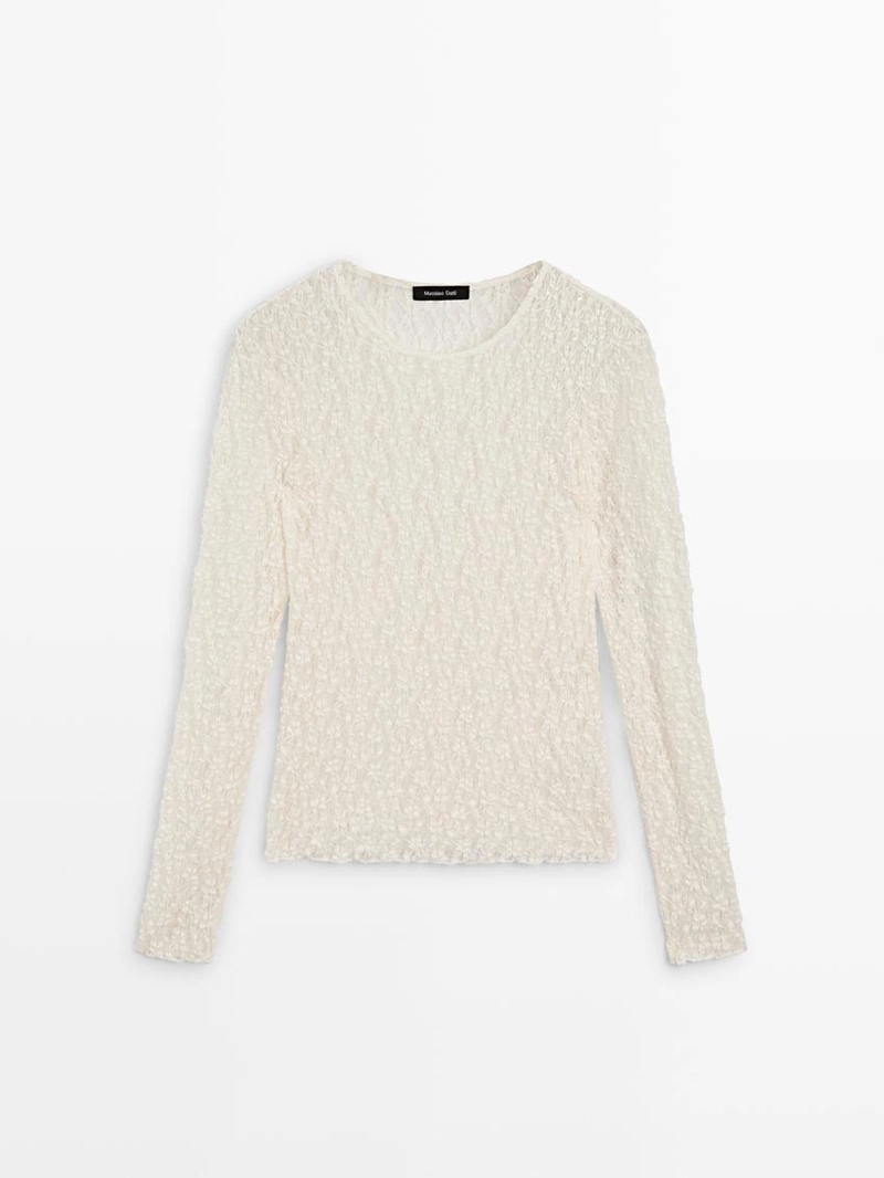 Вязаная кофта с длинными рукавами и кружевом