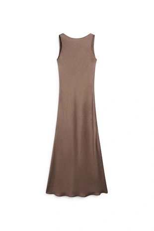 Длинное платье из шелка с лёгкими складками- Заказать в России