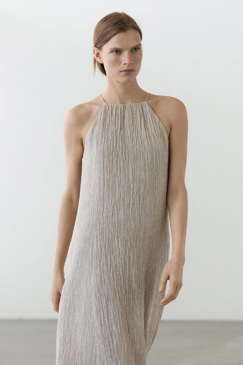 Платье из льняной смеси с завышенным вырезом