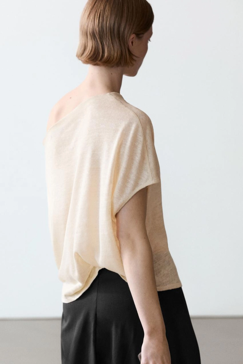 Льняной пальто с асимметричным укороченным кейпом